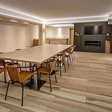 Alojamento de Acomodação e Pequeno-almoço Wierchy Zakopane